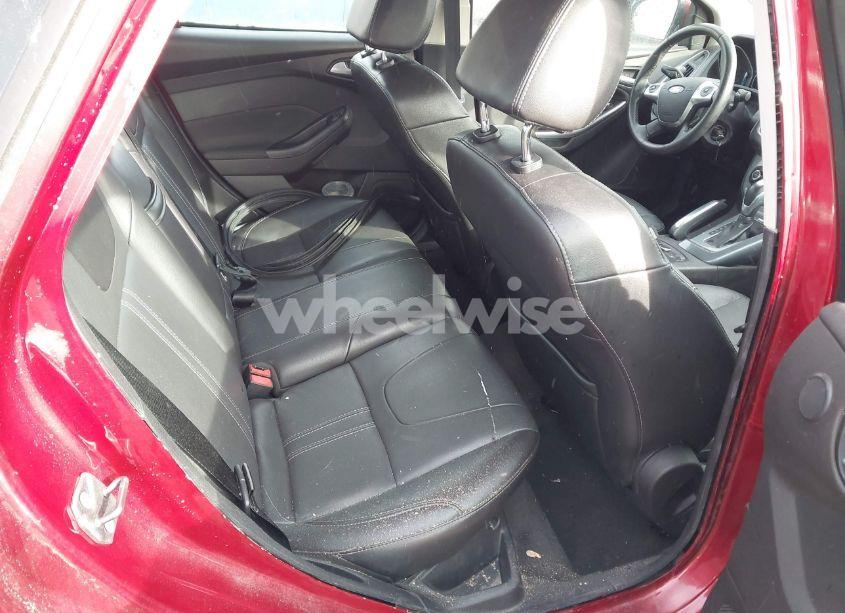 Photo 8 of 2013 Ford Focus TITANIUM (VIN 1FADP3J2XDL352611)