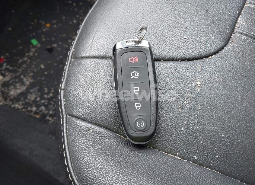 Photo 11 of 2014 Ford Focus TITANIUM (VIN 1FADP3J2XEL128871)