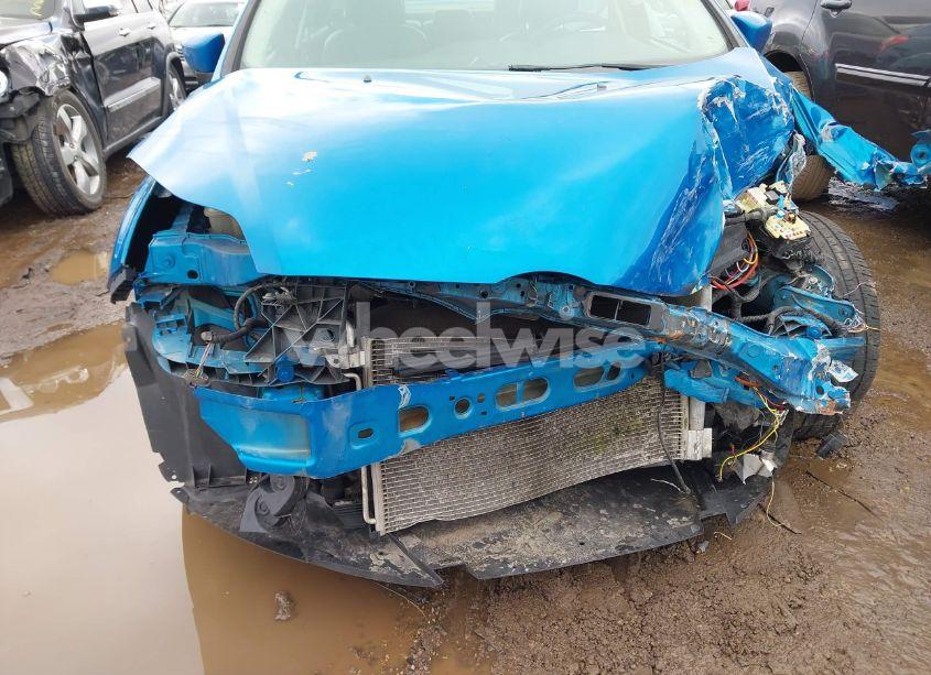 Photo 6 of 2014 Ford Focus TITANIUM (VIN 1FADP3J2XEL128871)