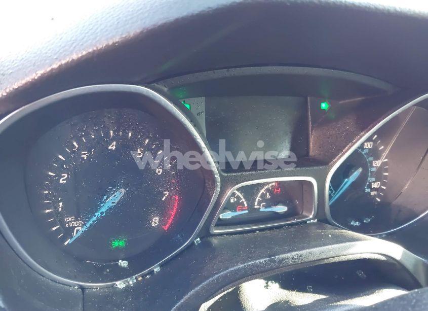 Photo 7 of 2014 Ford Focus TITANIUM (VIN 1FADP3J2XEL427230)