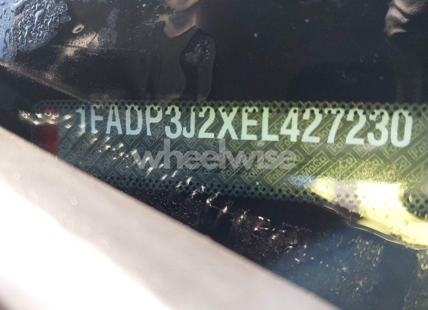 Photo 9 of 2014 Ford Focus TITANIUM (VIN 1FADP3J2XEL427230)