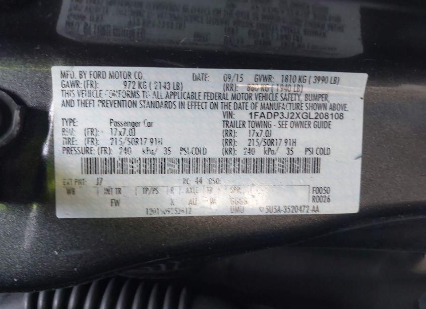 Photo 9 of 2016 Ford Focus TITANIUM (VIN 1FADP3J2XGL208108)