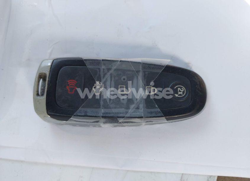 Photo 11 of 2018 Ford Focus TITANIUM (VIN 1FADP3J2XJL294107)