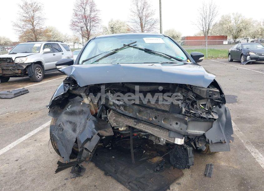 Photo 12 of 2018 Ford Focus TITANIUM (VIN 1FADP3J2XJL294107)