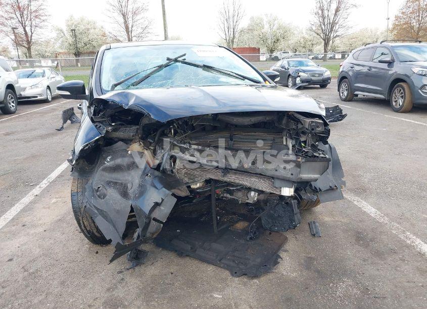 Photo 6 of 2018 Ford Focus TITANIUM (VIN 1FADP3J2XJL294107)