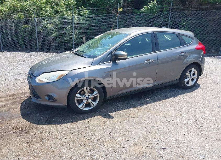 Photo 2 of 2013 Ford Focus SE (VIN 1FADP3K20DL166932)