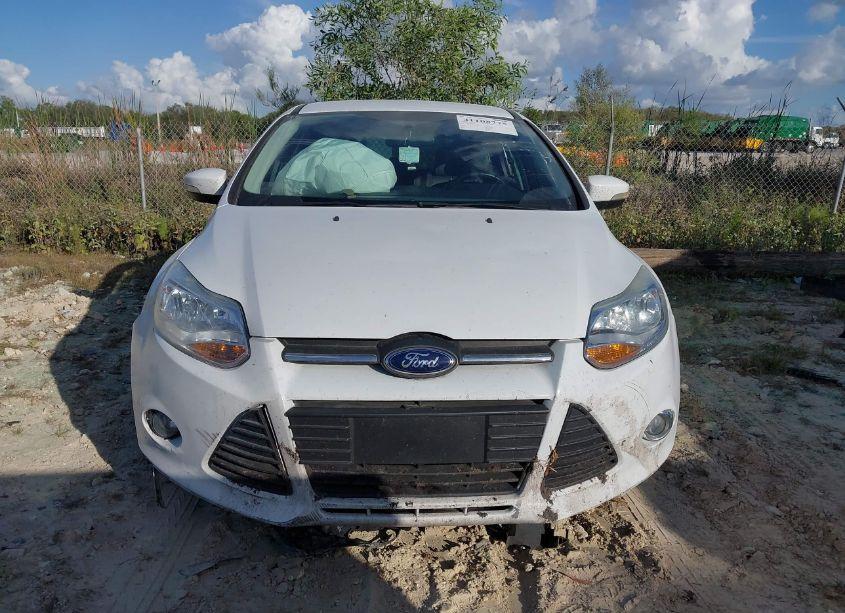 Photo 13 of 2013 Ford Focus SE (VIN 1FADP3K20DL167983)