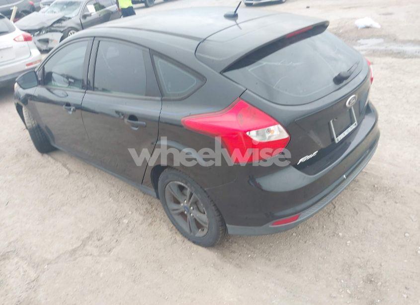 Photo 3 of 2013 Ford Focus SE (VIN 1FADP3K20DL169877)