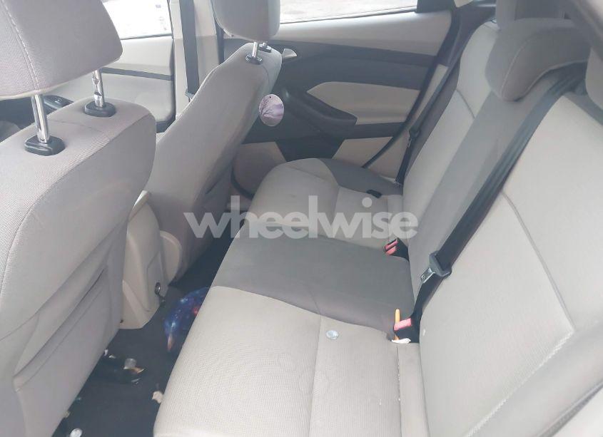 Photo 8 of 2013 Ford Focus SE (VIN 1FADP3K20DL169877)