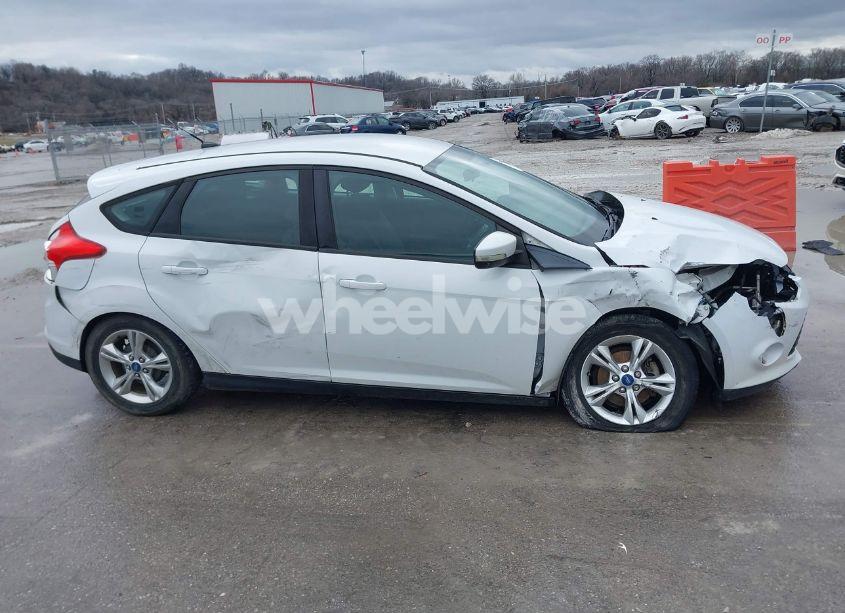 Photo 13 of 2013 Ford Focus SE (VIN 1FADP3K20DL223761)