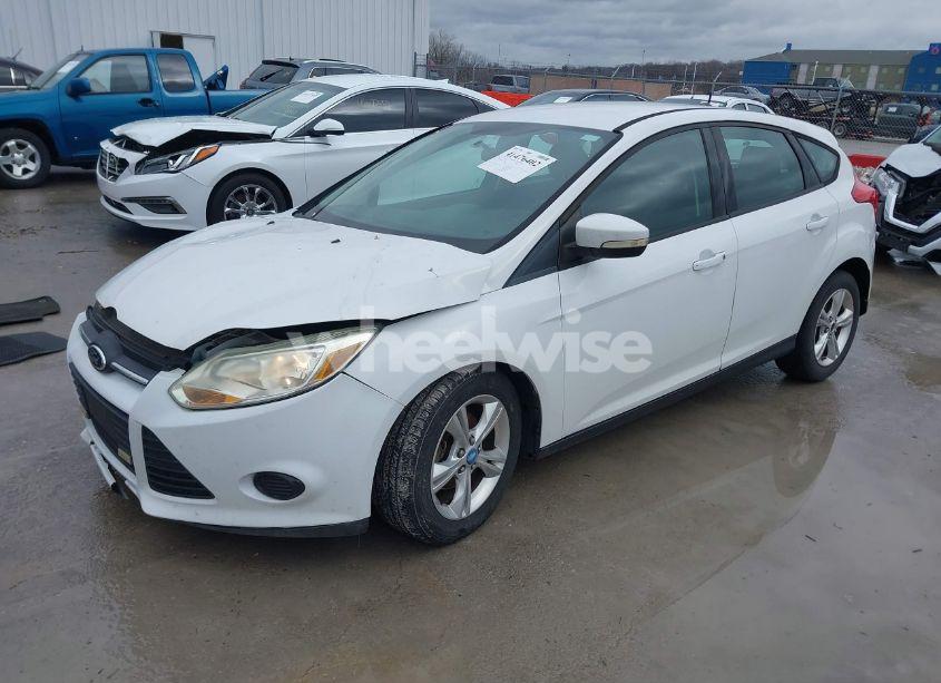 Photo 2 of 2013 Ford Focus SE (VIN 1FADP3K20DL223761)