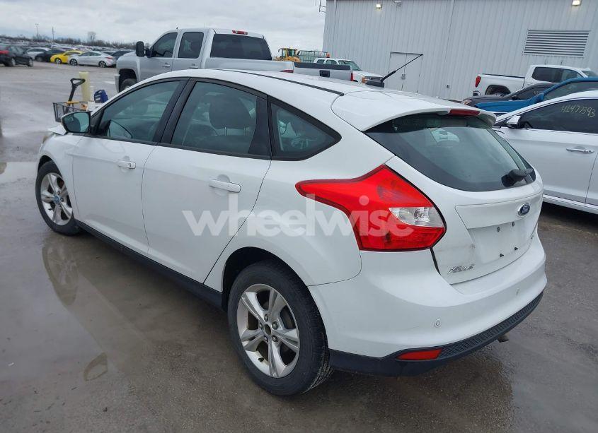 Photo 3 of 2013 Ford Focus SE (VIN 1FADP3K20DL223761)