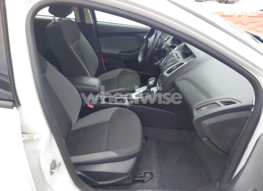 Photo 5 of 2013 Ford Focus SE (VIN 1FADP3K20DL223761)