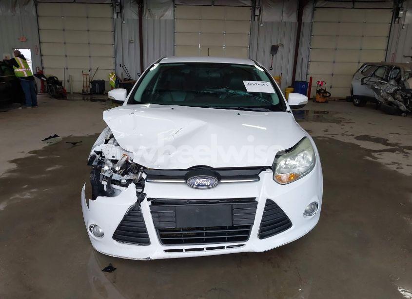 Photo 13 of 2013 Ford Focus SE (VIN 1FADP3K20DL248126)
