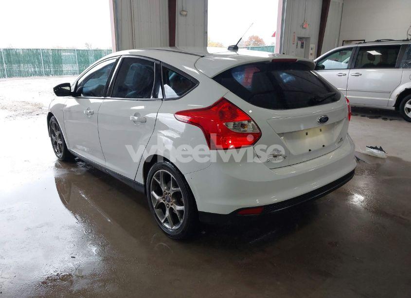 Photo 3 of 2013 Ford Focus SE (VIN 1FADP3K20DL248126)