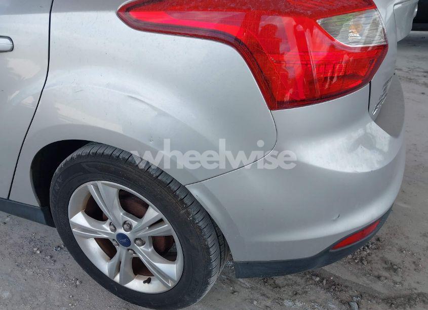 Photo 6 of 2013 Ford Focus SE (VIN 1FADP3K20DL288609)