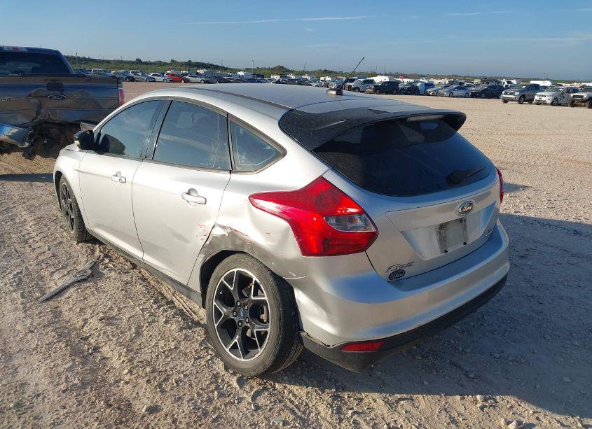 Photo 3 of 2013 Ford Focus SE (VIN 1FADP3K20DL301004)