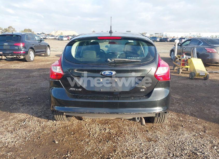 Photo 17 of 2013 Ford Focus SE (VIN 1FADP3K20DL339204)