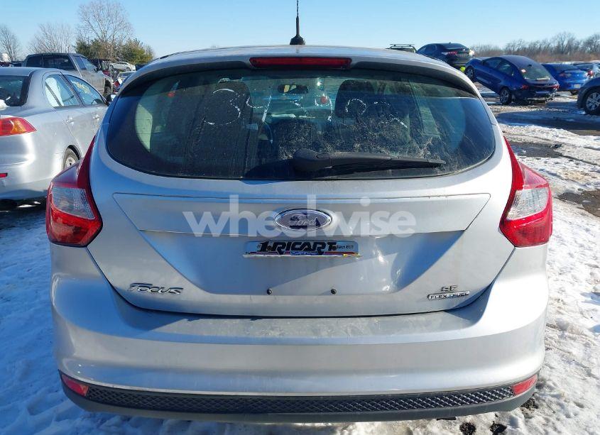 Photo 15 of 2013 Ford Focus SE (VIN 1FADP3K20DL343902)