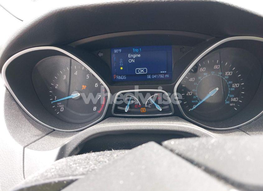 Photo 7 of 2014 Ford Focus SE (VIN 1FADP3K20EL173638)