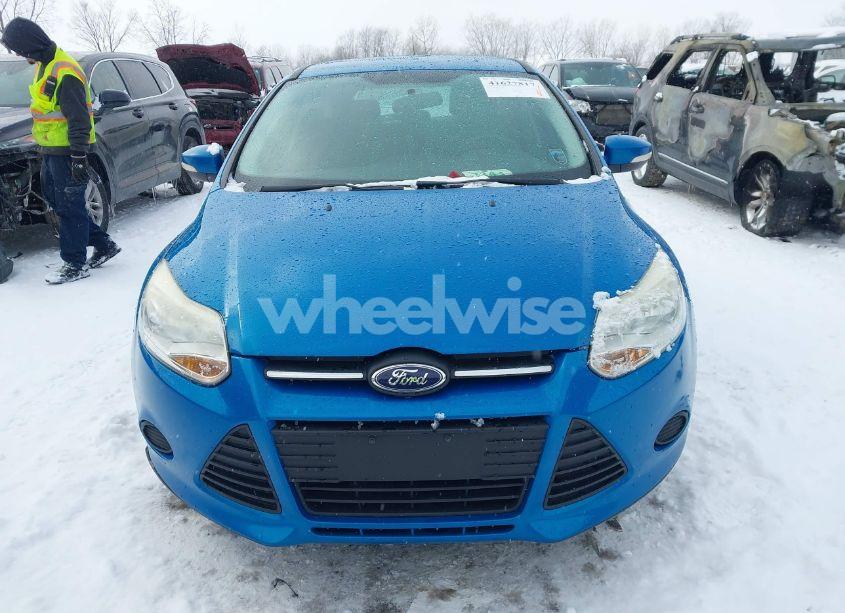 Photo 12 of 2014 Ford Focus SE (VIN 1FADP3K20EL173882)