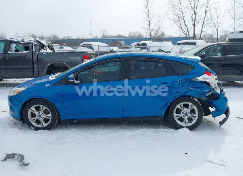 Photo 14 of 2014 Ford Focus SE (VIN 1FADP3K20EL173882)