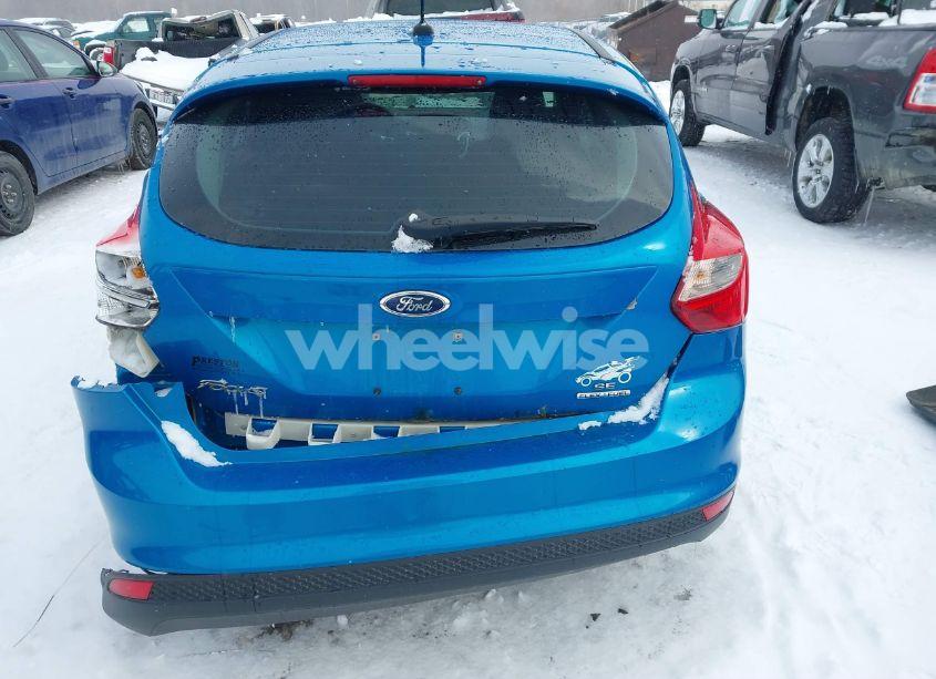 Photo 16 of 2014 Ford Focus SE (VIN 1FADP3K20EL173882)