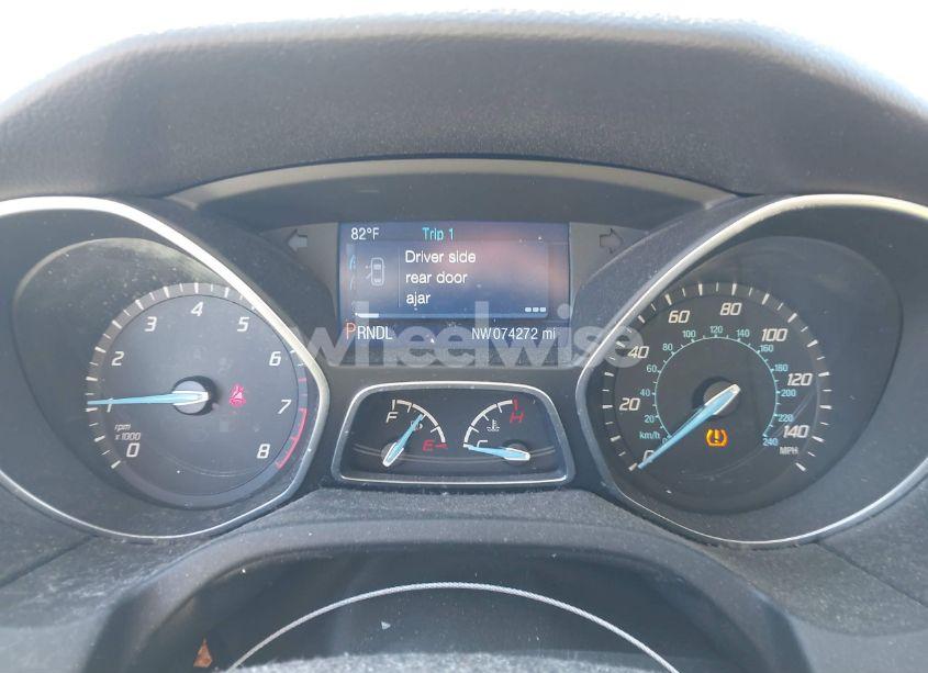 Photo 7 of 2014 Ford Focus SE (VIN 1FADP3K20EL214317)