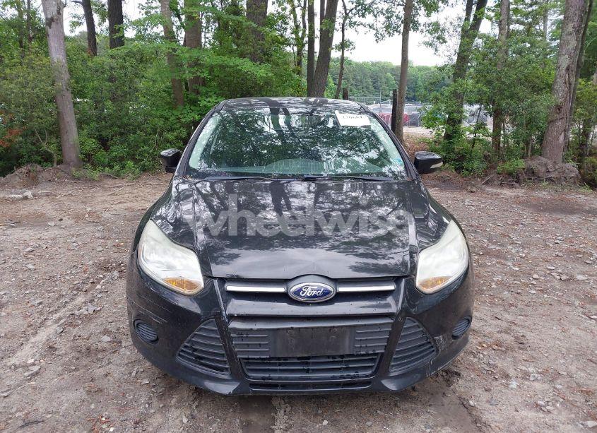 Photo 12 of 2014 Ford Focus SE (VIN 1FADP3K20EL220991)