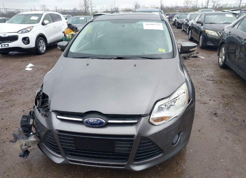 Photo 12 of 2014 Ford Focus SE (VIN 1FADP3K20EL252159)
