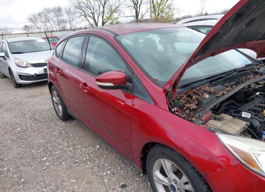 Photo 6 of 2014 Ford Focus SE (VIN 1FADP3K20EL333856)