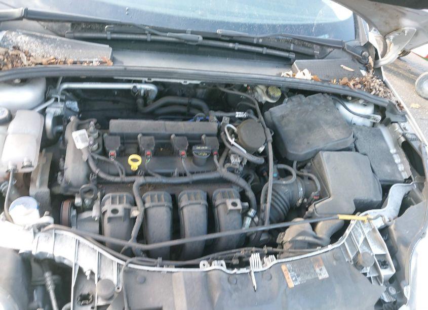 Photo 10 of 2014 Ford Focus SE (VIN 1FADP3K20EL360362)