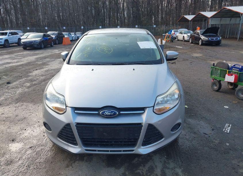 Photo 12 of 2014 Ford Focus SE (VIN 1FADP3K20EL360362)