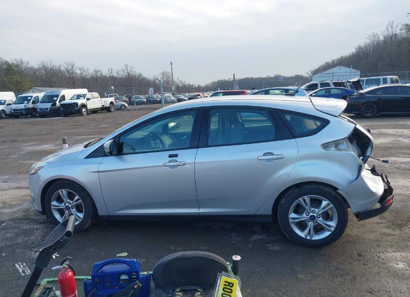 Photo 14 of 2014 Ford Focus SE (VIN 1FADP3K20EL360362)
