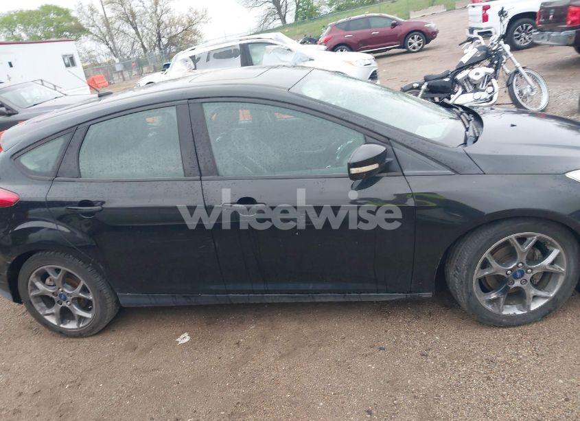 Photo 13 of 2014 Ford Focus SE (VIN 1FADP3K20EL386198)