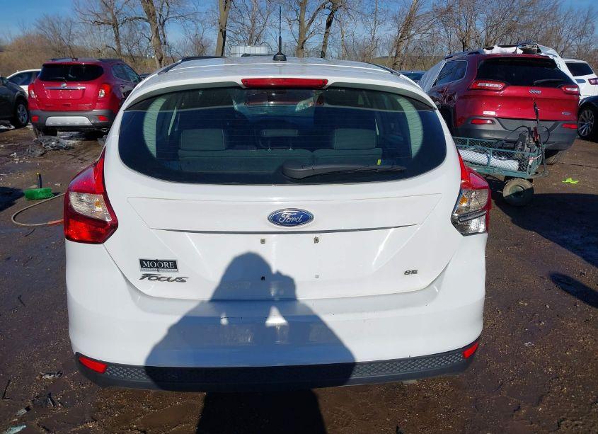 Photo 16 of 2014 Ford Focus SE (VIN 1FADP3K20EL408202)