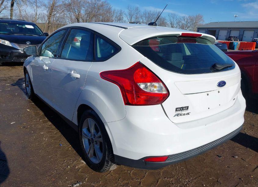 Photo 3 of 2014 Ford Focus SE (VIN 1FADP3K20EL408202)