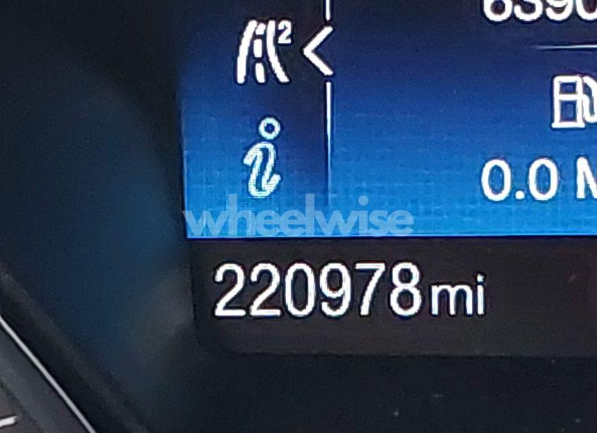 Photo 16 of 2015 Ford Focus SE (VIN 1FADP3K20FL220393)