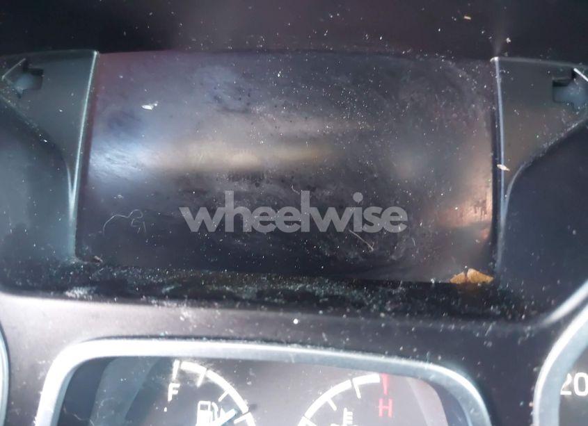 Photo 15 of 2015 Ford Focus SE (VIN 1FADP3K20FL268587)