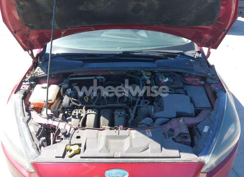 Photo 10 of 2015 Ford Focus SE (VIN 1FADP3K20FL274809)