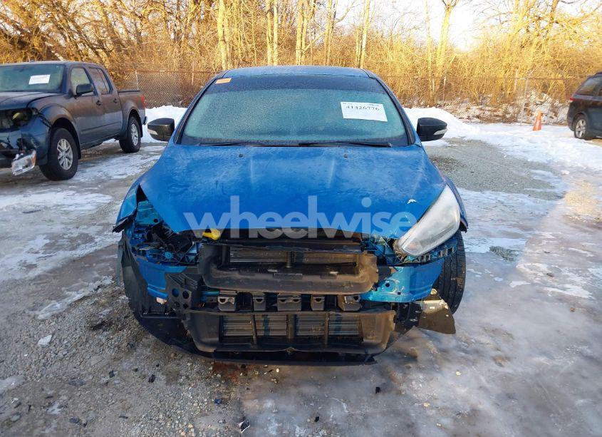 Photo 13 of 2015 Ford Focus SE (VIN 1FADP3K20FL319294)