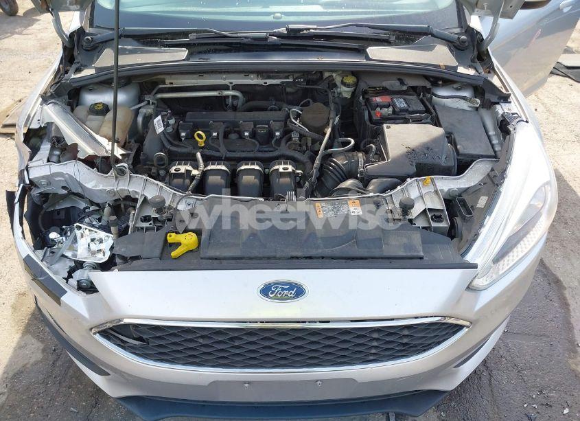 Photo 10 of 2015 Ford Focus SE (VIN 1FADP3K20FL370438)