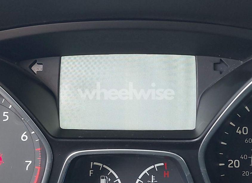 Photo 17 of 2015 Ford Focus SE (VIN 1FADP3K20FL370438)