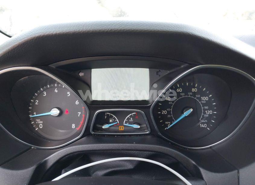 Photo 7 of 2015 Ford Focus SE (VIN 1FADP3K20FL370438)