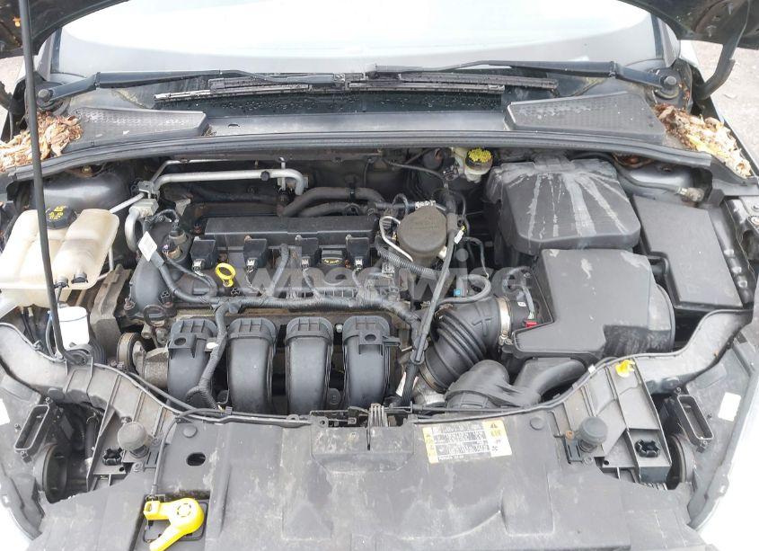 Photo 10 of 2015 Ford Focus SE (VIN 1FADP3K20FL379012)