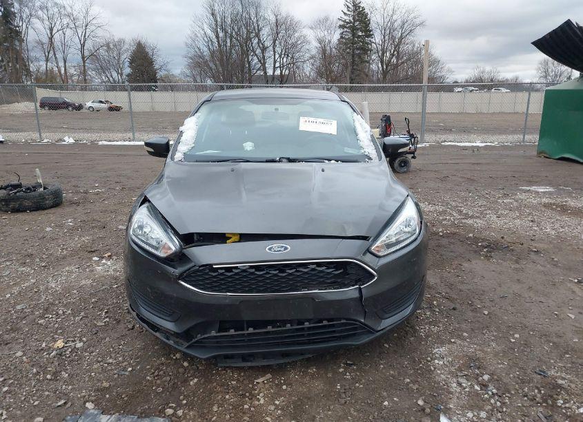 Photo 12 of 2016 Ford Focus SE (VIN 1FADP3K20GL236188)