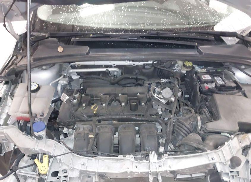 Photo 10 of 2016 Ford Focus SE (VIN 1FADP3K20GL328515)