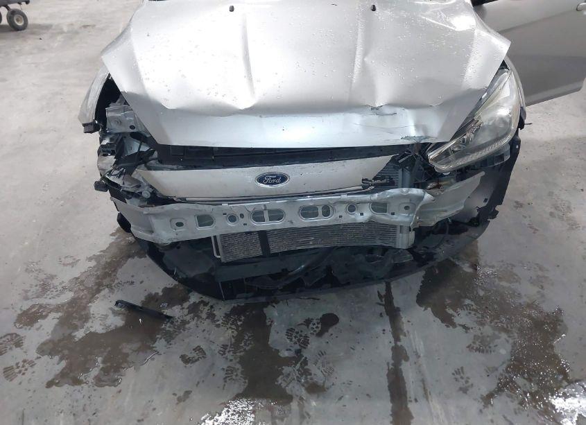 Photo 6 of 2016 Ford Focus SE (VIN 1FADP3K20GL328515)