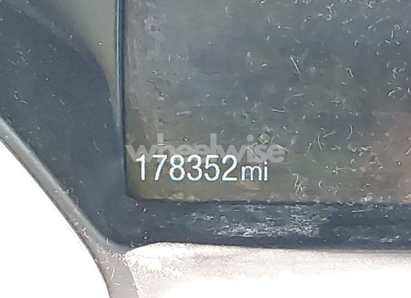 Photo 16 of 2016 Ford Focus SE (VIN 1FADP3K20GL339613)