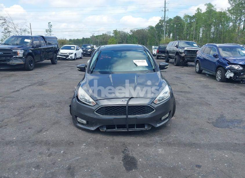 Photo 12 of 2016 Ford Focus SE (VIN 1FADP3K20GL355746)